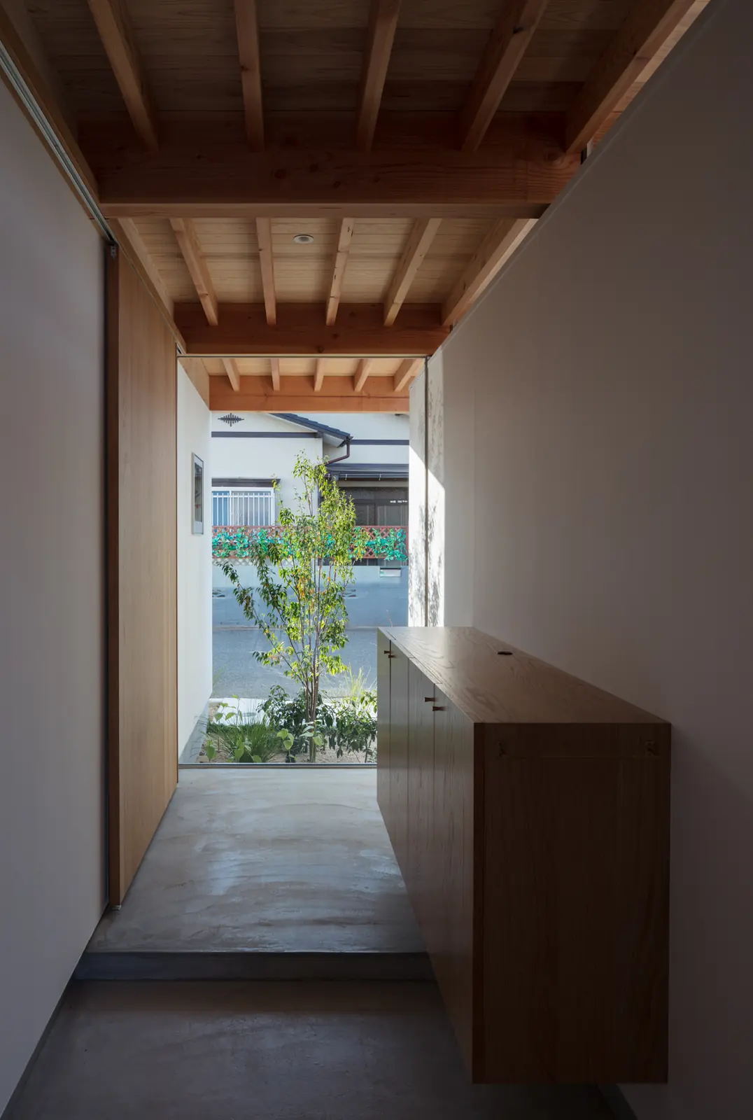 HOUSE N — 3