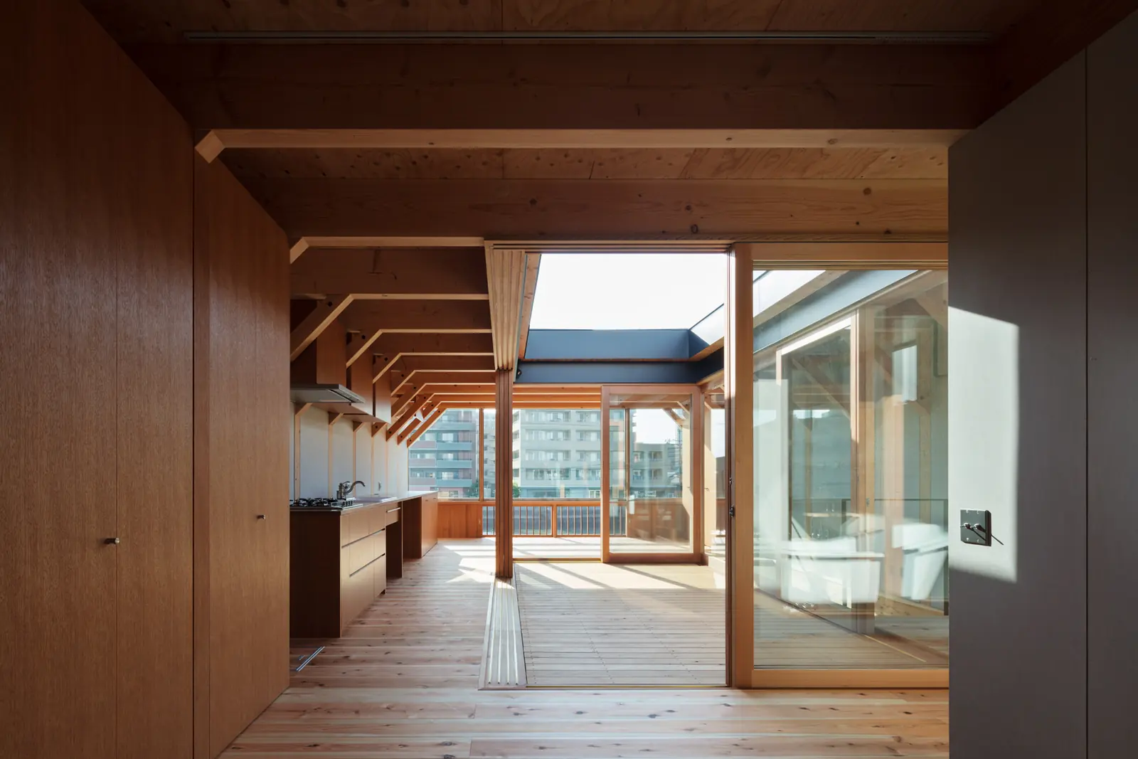 HOUSE T — 11
