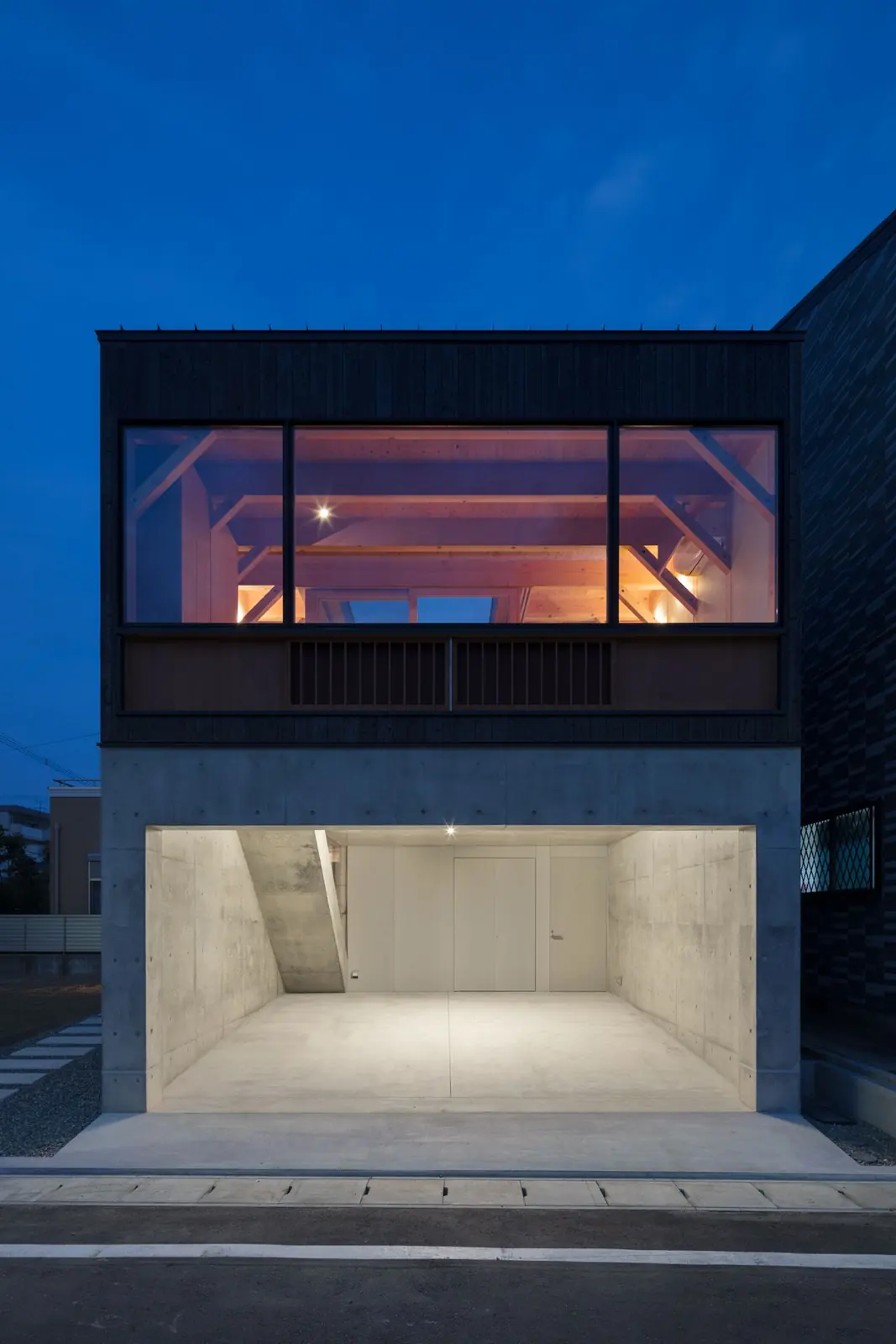 HOUSE T — 20