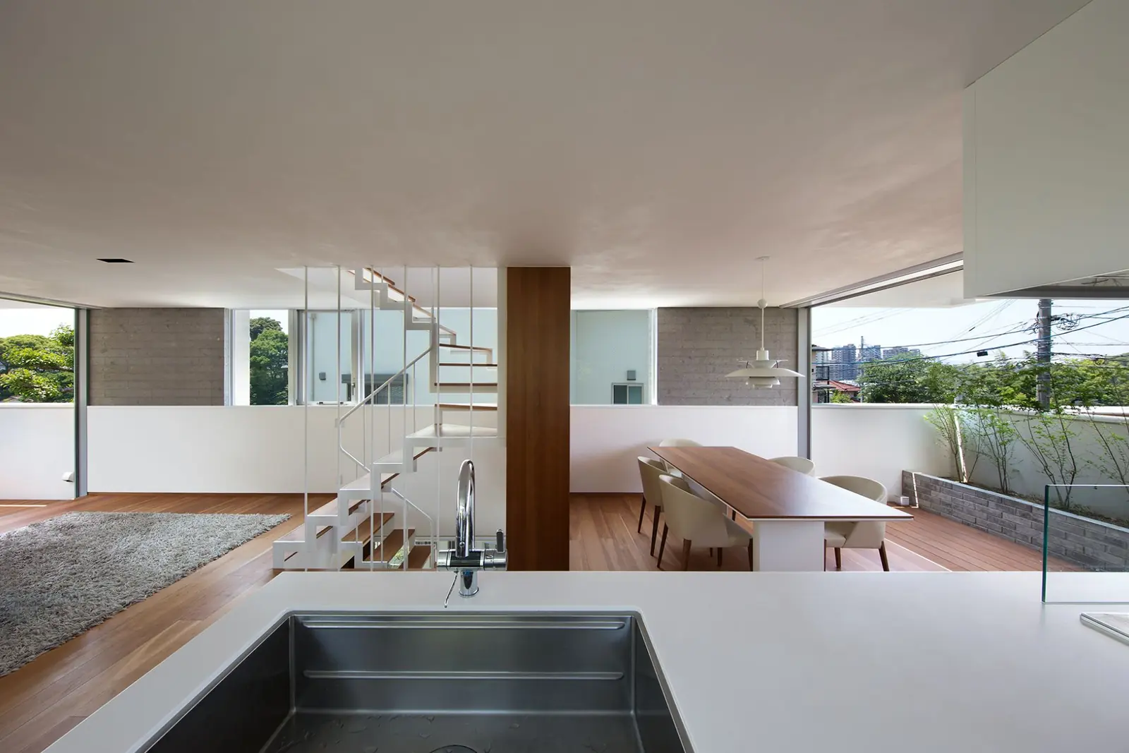 HOUSE F — 11
