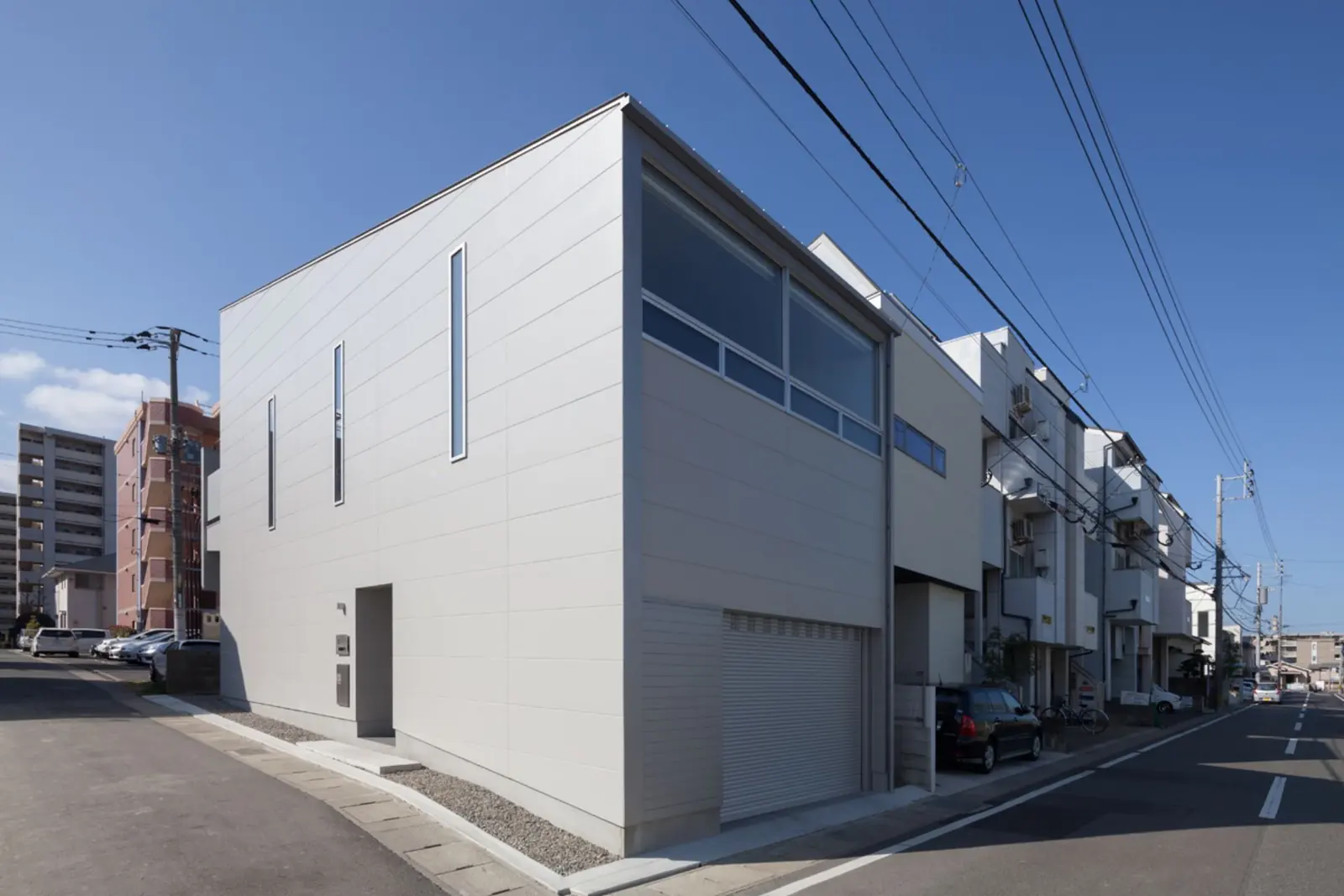 HOUSE O — 2