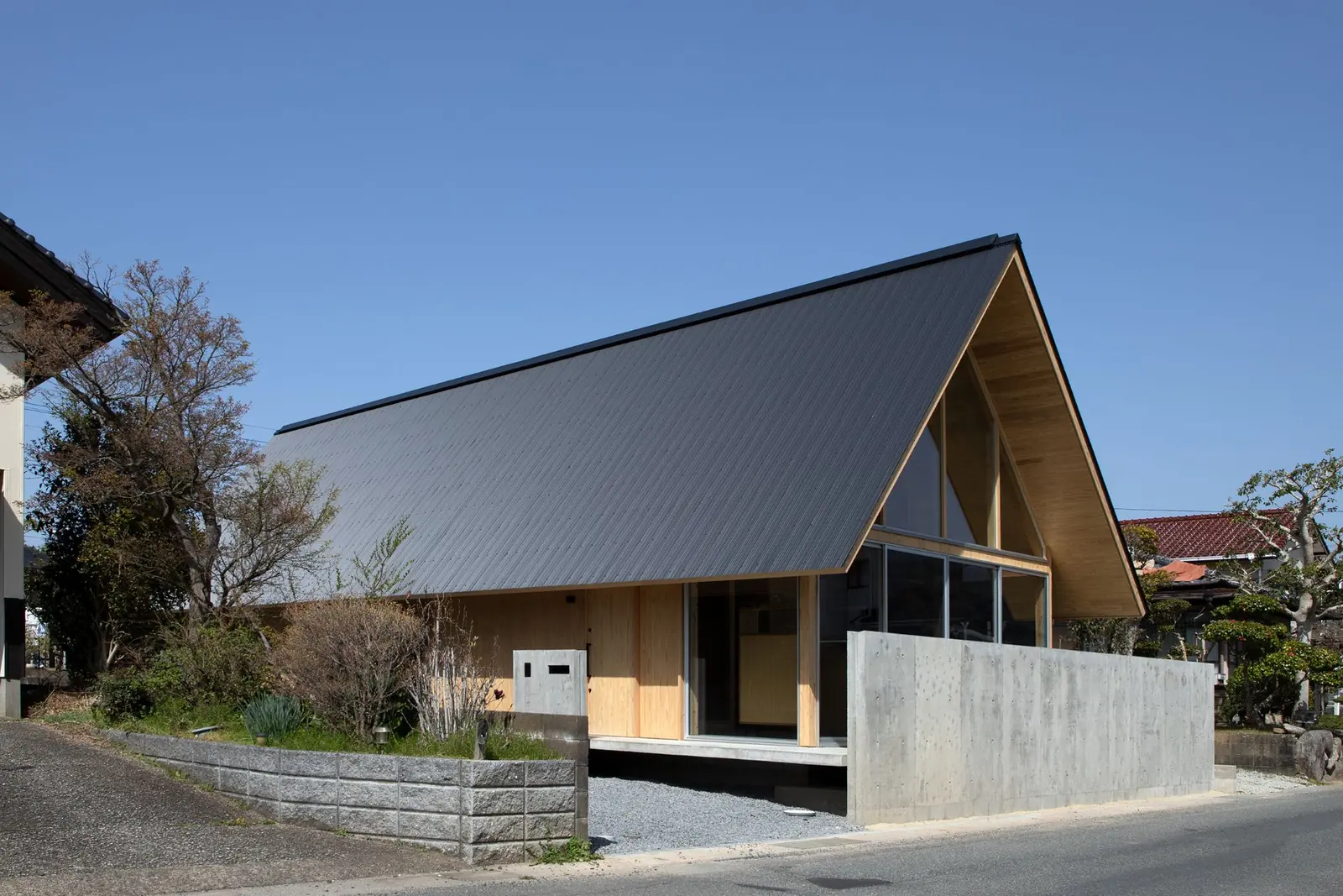 HOUSE Y — 3