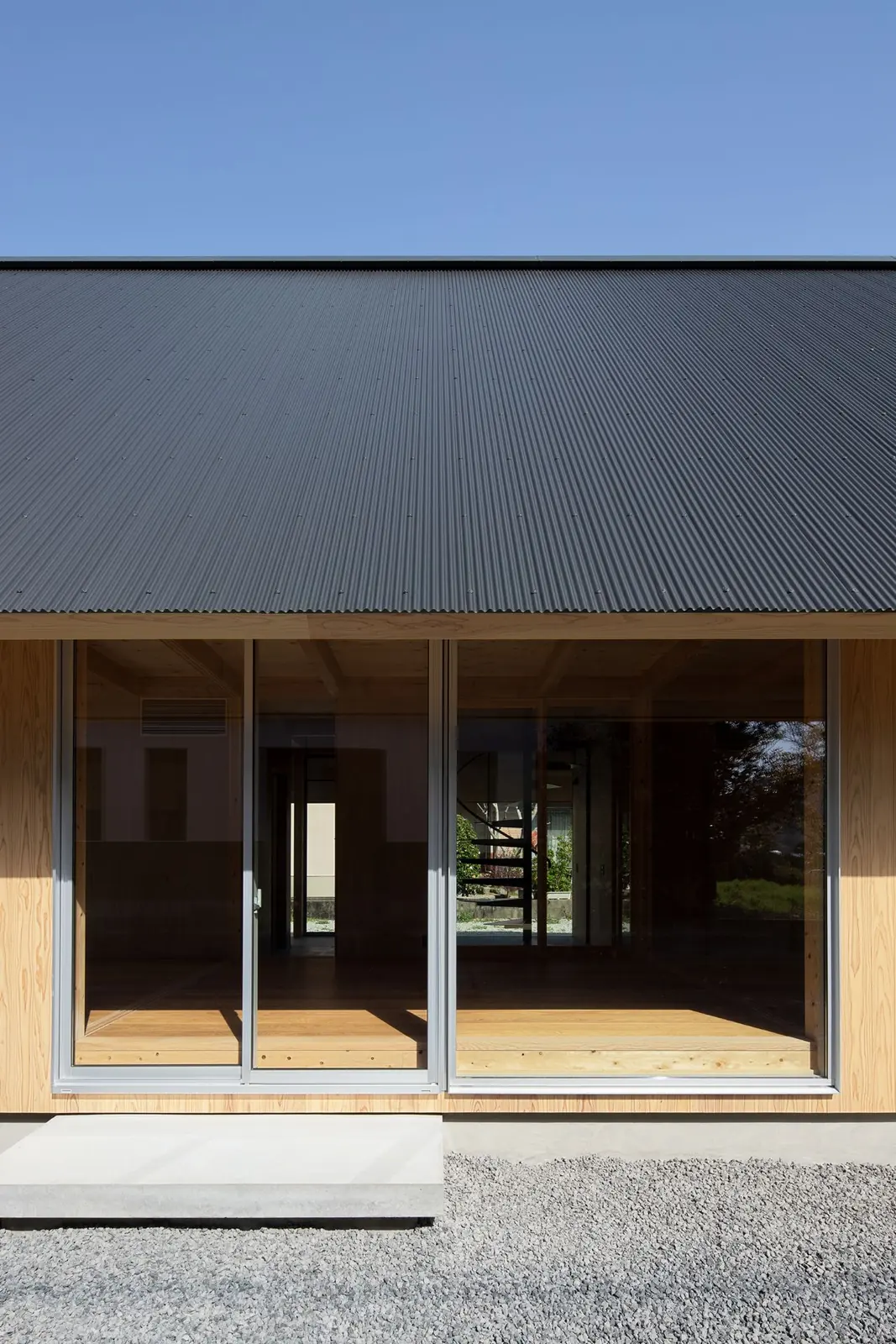 HOUSE Y — 7