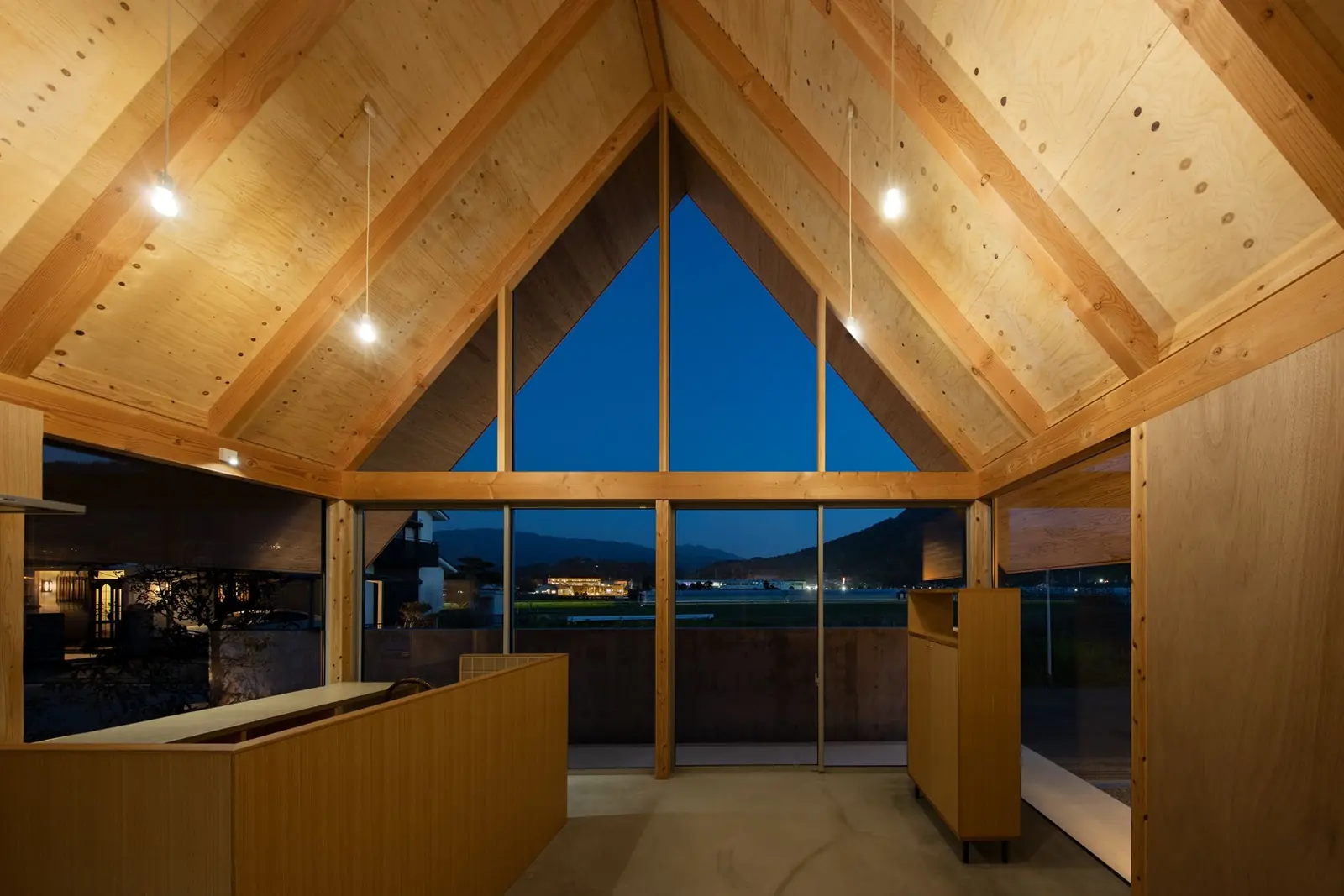 HOUSE Y — 17
