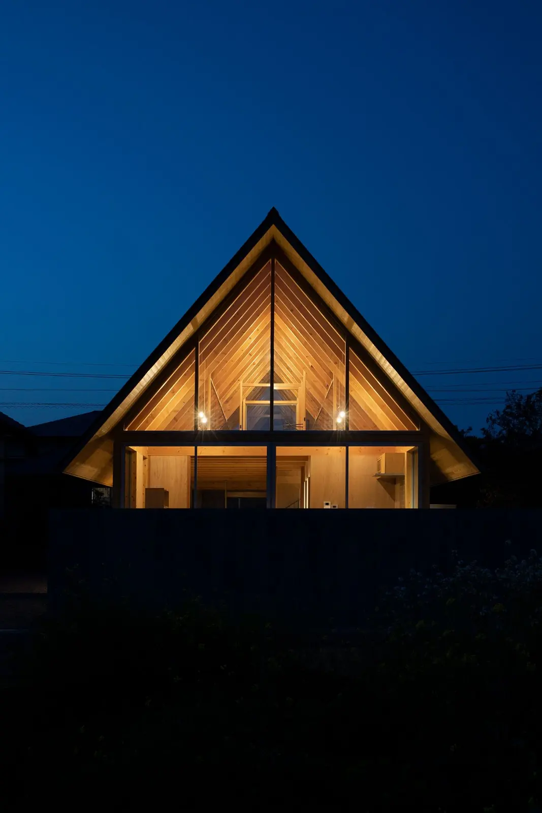 HOUSE Y — 18