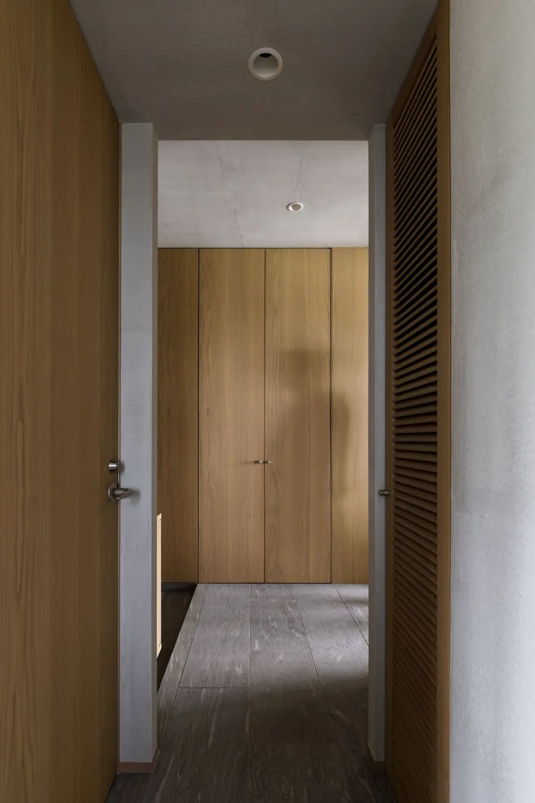 HOUSE B — 11