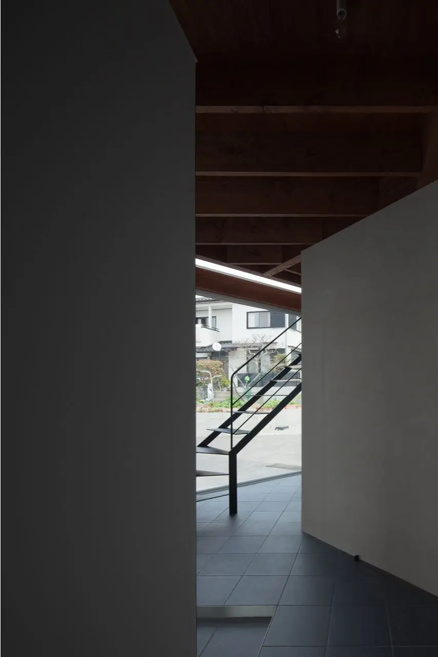 HOUSE S — 12
