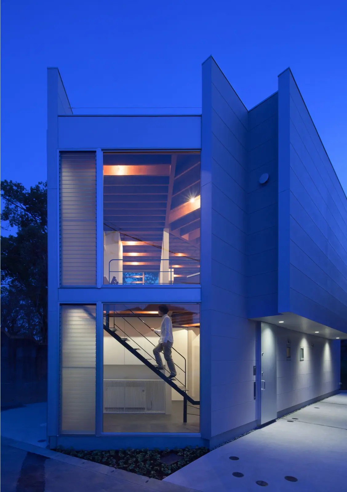 HOUSE S — 18