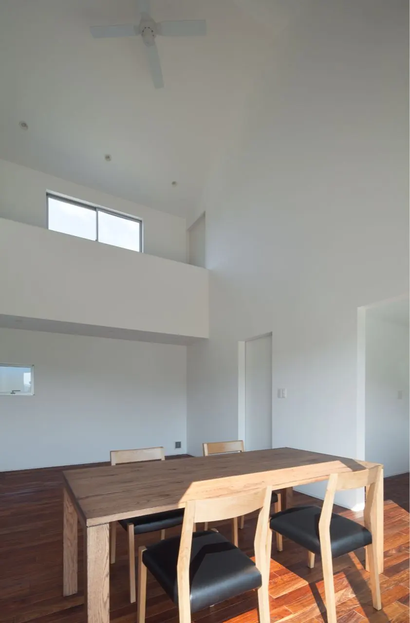Simple House — 9